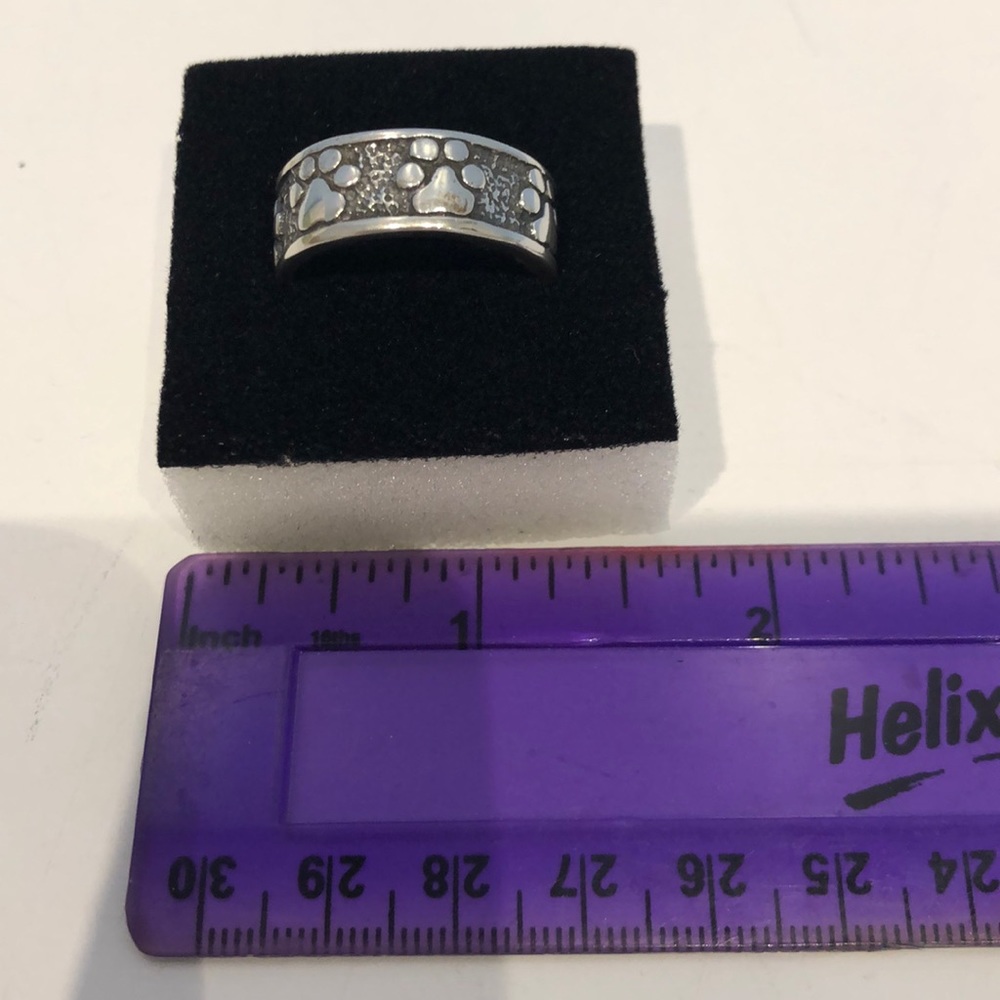 Never Ending Sterling Silver Paw Ring Size 10